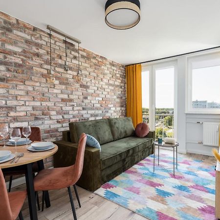 Stylish Apartment Near Wroclavia For 4 Guests By Noclegi Renters วรอตซวาฟ ภายนอก รูปภาพ