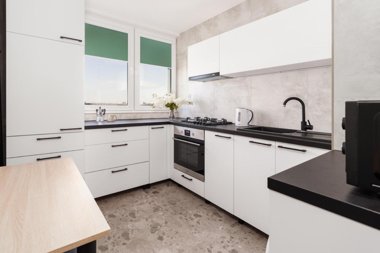 Stylish Apartment Near Wroclavia For 4 Guests By Noclegi Renters วรอตซวาฟ ภายนอก รูปภาพ